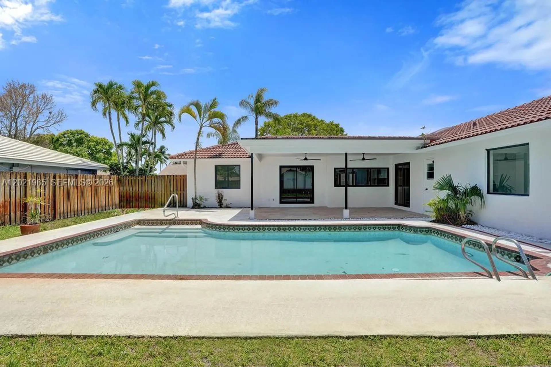8775 SW 1st Place Coral Springs FL 33071
