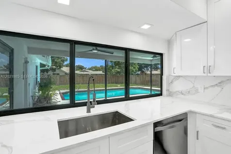 8775 SW 1st Place Coral Springs FL 33071