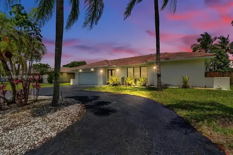 8775 SW 1st Place Coral Springs FL 33071