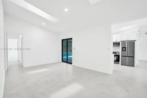 8775 SW 1st Place Coral Springs FL 33071