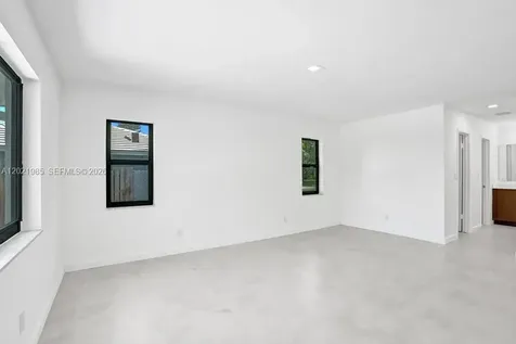 8775 SW 1st Place Coral Springs FL 33071