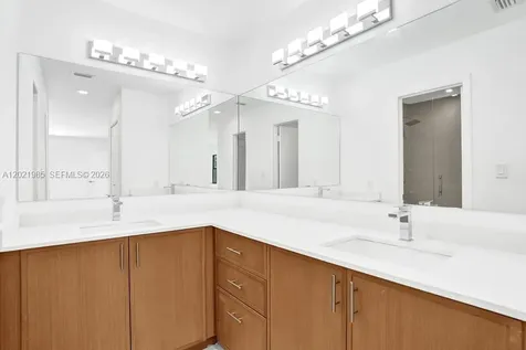 8775 SW 1st Place Coral Springs FL 33071