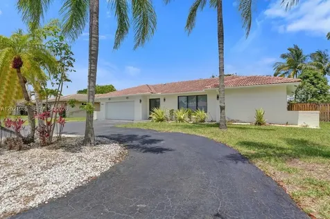8775 SW 1st Place Coral Springs FL 33071