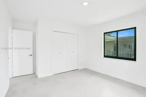 8775 SW 1st Place Coral Springs FL 33071
