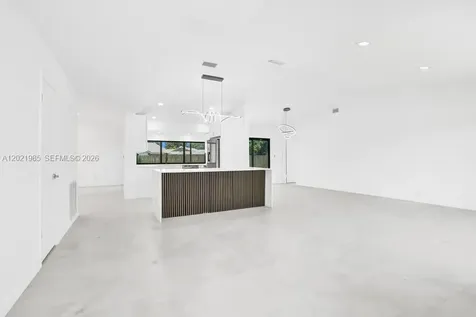 8775 SW 1st Place Coral Springs FL 33071