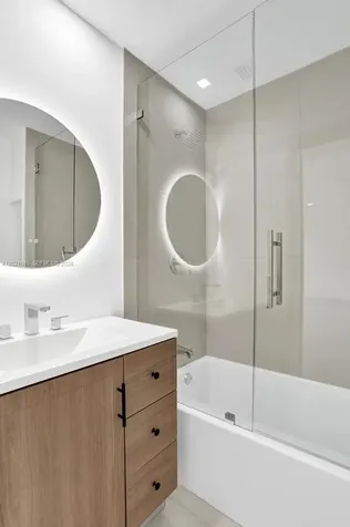 8775 SW 1st Place Coral Springs FL 33071