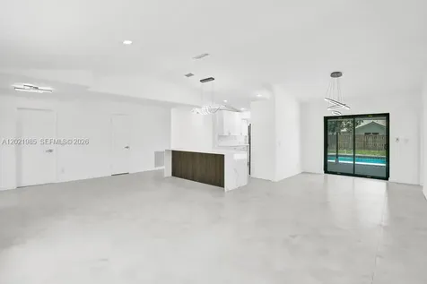 8775 SW 1st Place Coral Springs FL 33071