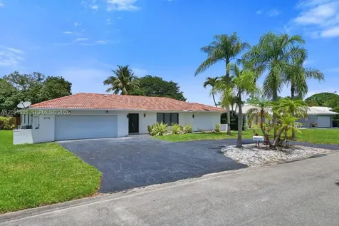 8775 SW 1st Place Coral Springs FL 33071