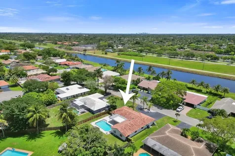 8775 SW 1st Place Coral Springs FL 33071