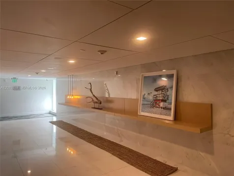 199 Ocean Lane Drive Key Biscayne FL 33149
