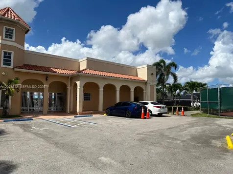 1132 NW 125th Path Miami FL 33182