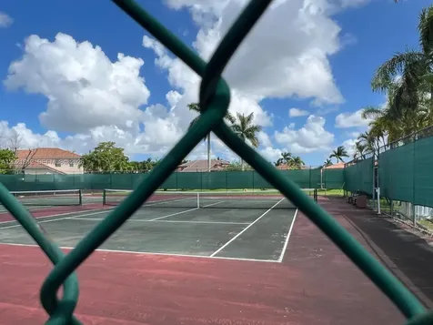1132 NW 125th Path Miami FL 33182
