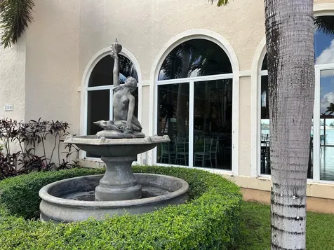 1132 NW 125th Path Miami FL 33182