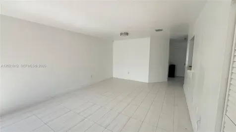 1132 NW 125th Path Miami FL 33182