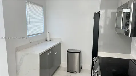 1132 NW 125th Path Miami FL 33182