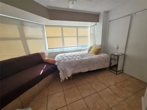 1881 Washington Avenue Miami Beach FL 33139