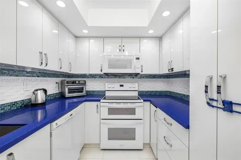 9511 Collins Avenue Surfside FL 33154