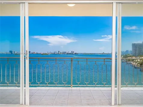 11111 Biscayne Boulevard Miami FL 33181