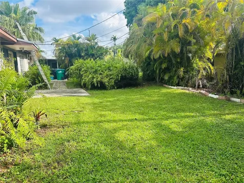 7625 SW 99th Court Miami FL 33173