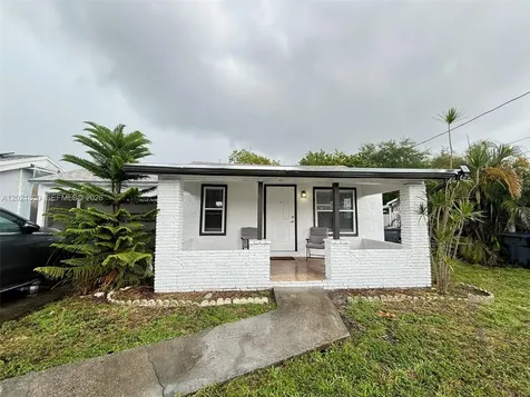 719 Glenn Parkway Hollywood FL 33021
