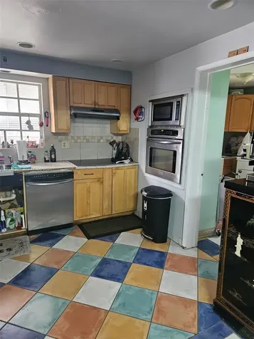 221 NW 46th Court Oakland Park FL 33309