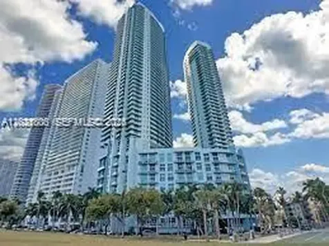 1900 N Bayshore Drive Miami FL 33132