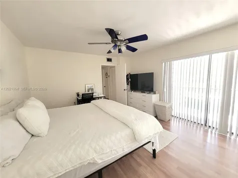 3227 32nd Way West Palm Beach FL 33407