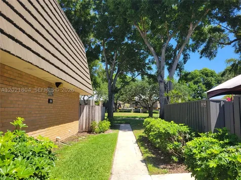 3227 32nd Way West Palm Beach FL 33407