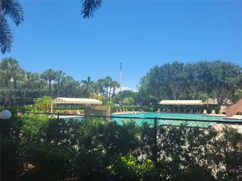 3227 32nd Way West Palm Beach FL 33407