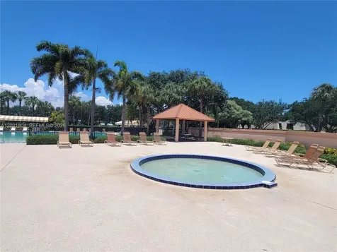 3227 32nd Way West Palm Beach FL 33407