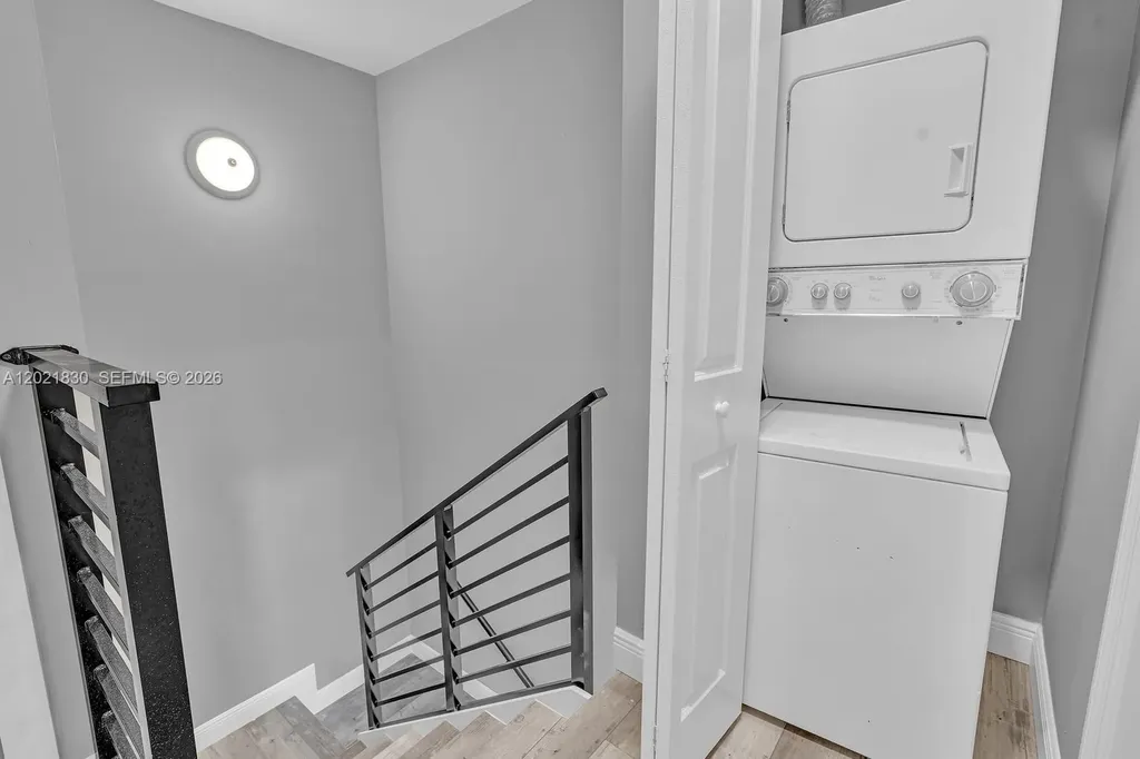 8911 NW 28th Drive Coral Springs FL 33065