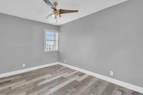 8911 NW 28th Drive Coral Springs FL 33065