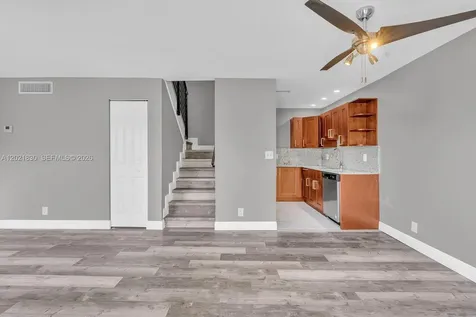 8911 NW 28th Drive Coral Springs FL 33065