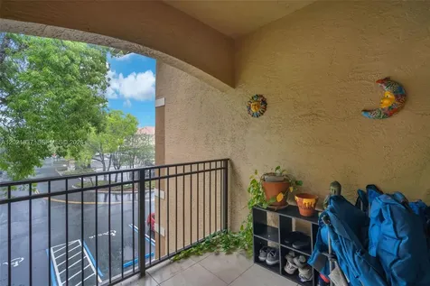 11650 SW 2nd Street Pembroke Pines FL 33025