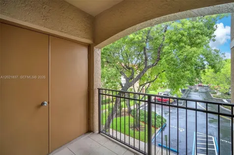 11650 SW 2nd Street Pembroke Pines FL 33025