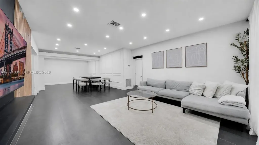 603 N 32nd Avenue Hollywood FL 33021