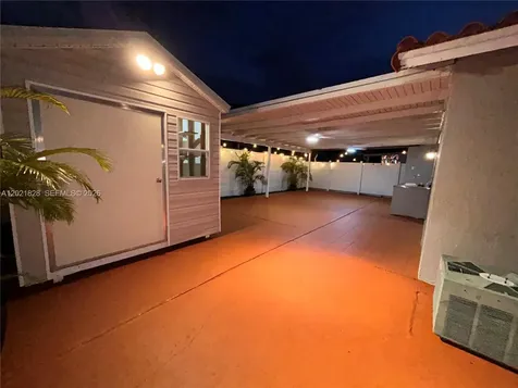 14956 SW 39th Street Miami FL 33185
