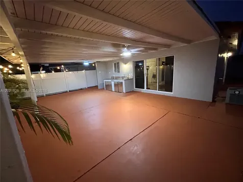 14956 SW 39th Street Miami FL 33185