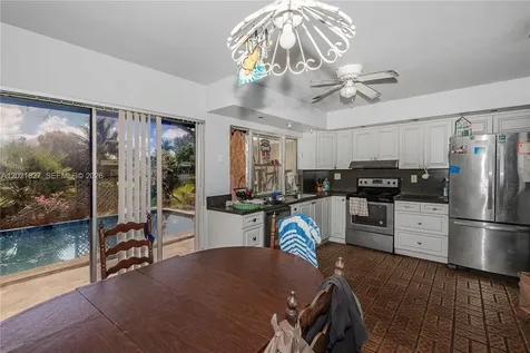 3905 SW 67th Terrace Miramar FL 33023