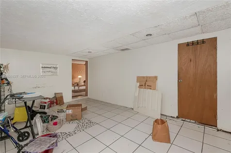 3905 SW 67th Terrace Miramar FL 33023