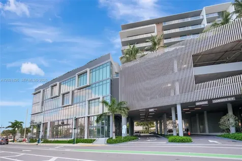 21290 Biscayne Boulevard Aventura FL 33180