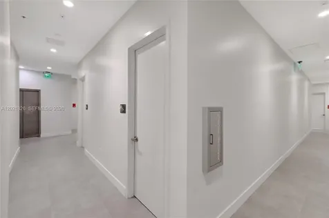 21290 Biscayne Boulevard Aventura FL 33180