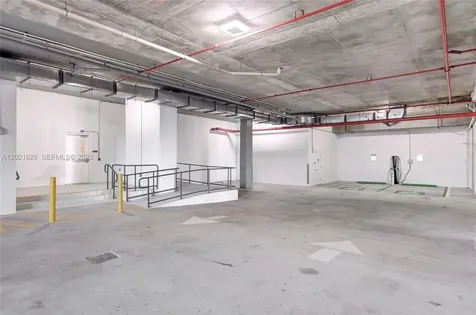 21290 Biscayne Boulevard Aventura FL 33180