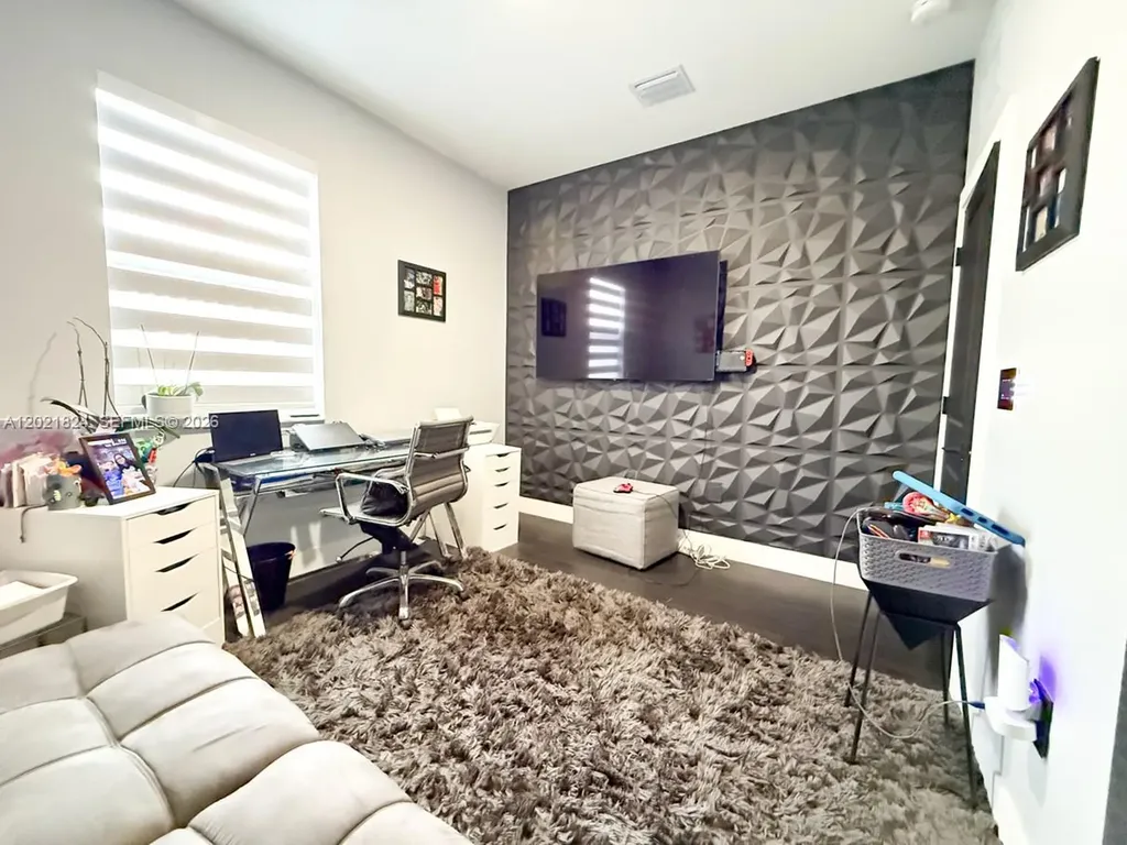 11967 NW 46th Street Coral Springs FL 33076