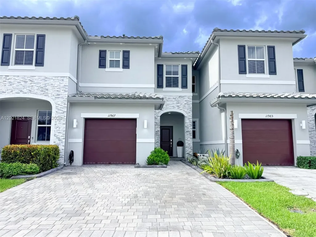 11967 NW 46th Street Coral Springs FL 33076