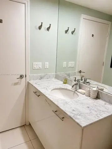 55 SE 6th Street Miami FL 33131