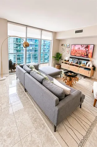 55 SE 6th Street Miami FL 33131