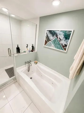 55 SE 6th Street Miami FL 33131