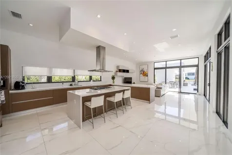 16600 Sunset Way Weston FL 33326