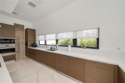 16600 Sunset Way Weston FL 33326